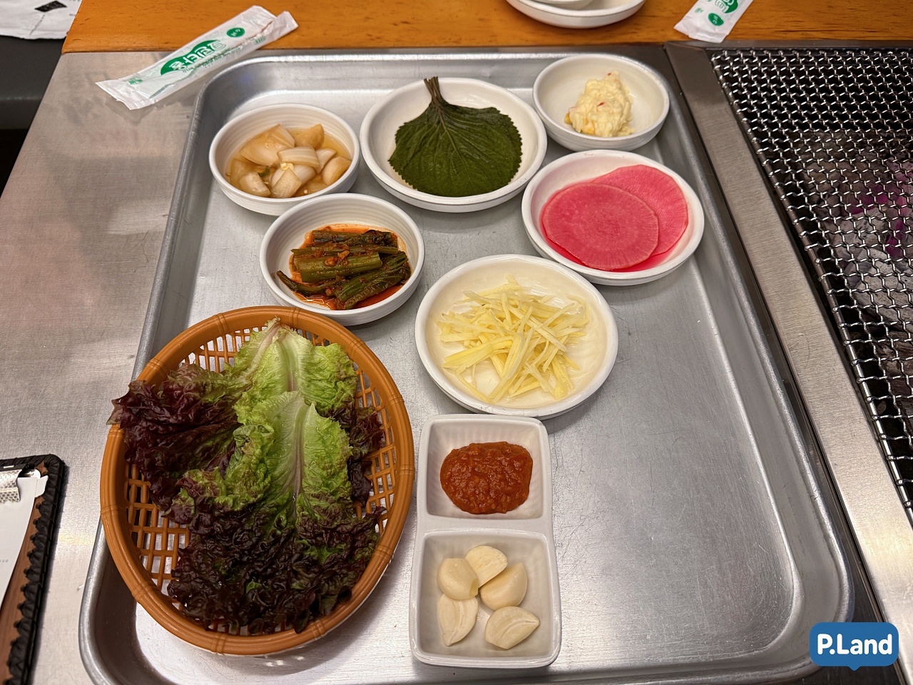 광연수산 – 장어와 함께 나오는 기본 밑반찬